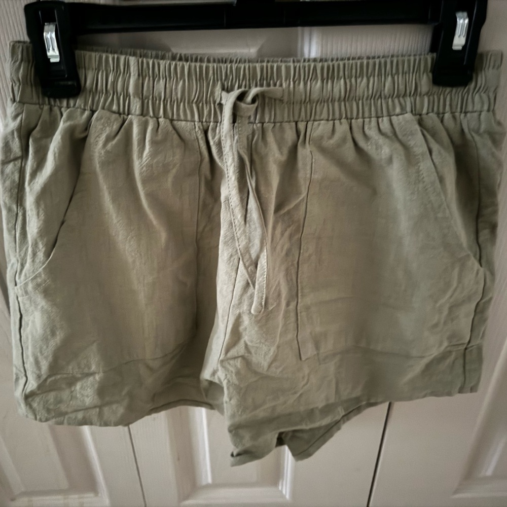 Matching linen set - Picture 2 of 4